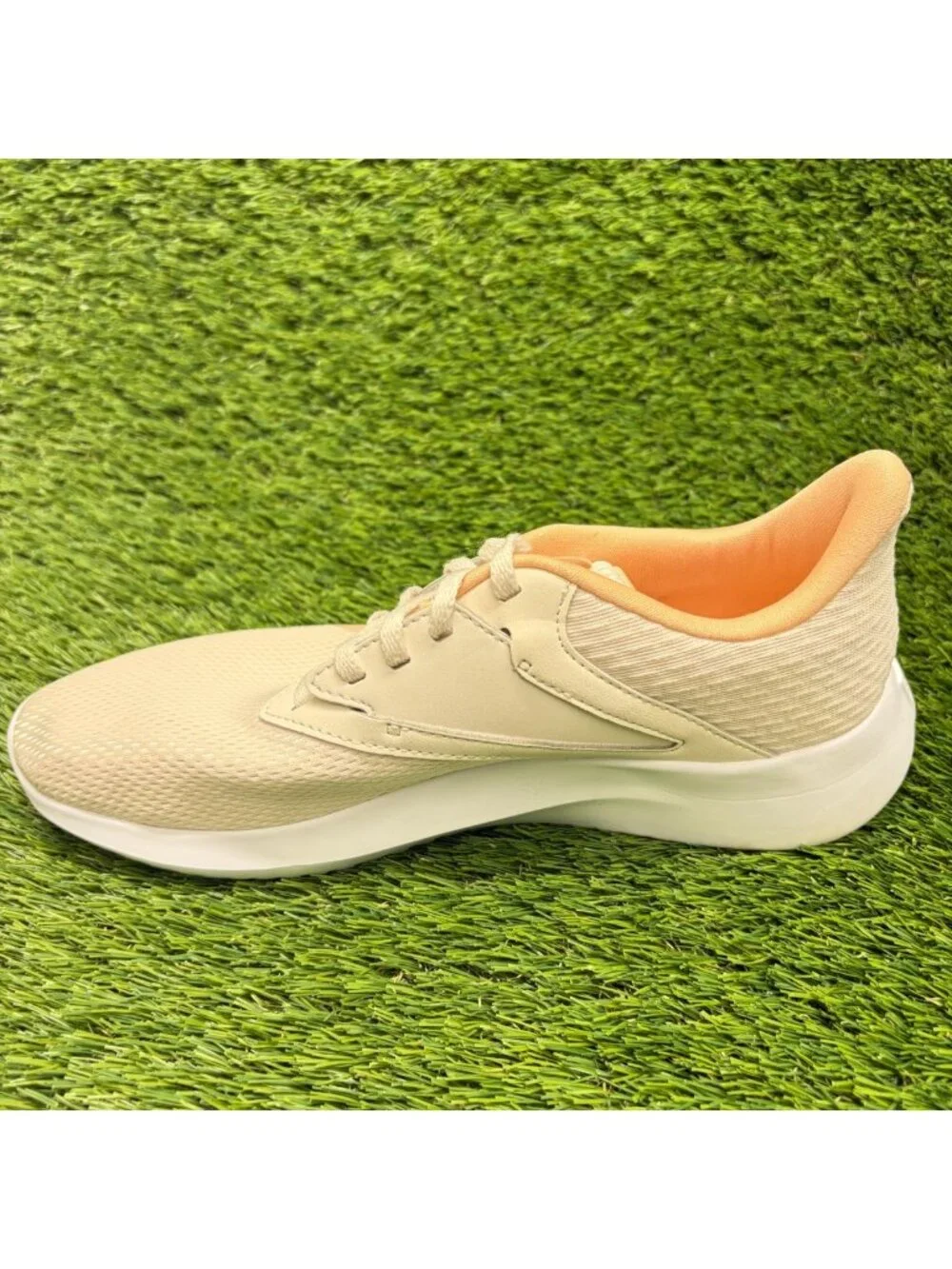 Reebok Fluxlite Womens Size 8.5 Ivory Pink Running Training Shoes Sneakers